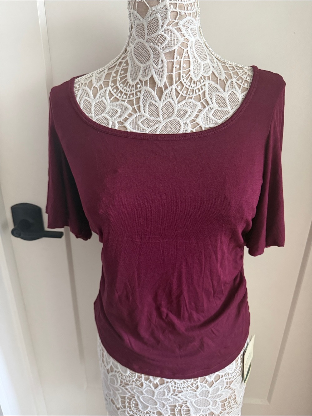 HALARA Scoop Neck Short Sleeve Top - Wine
